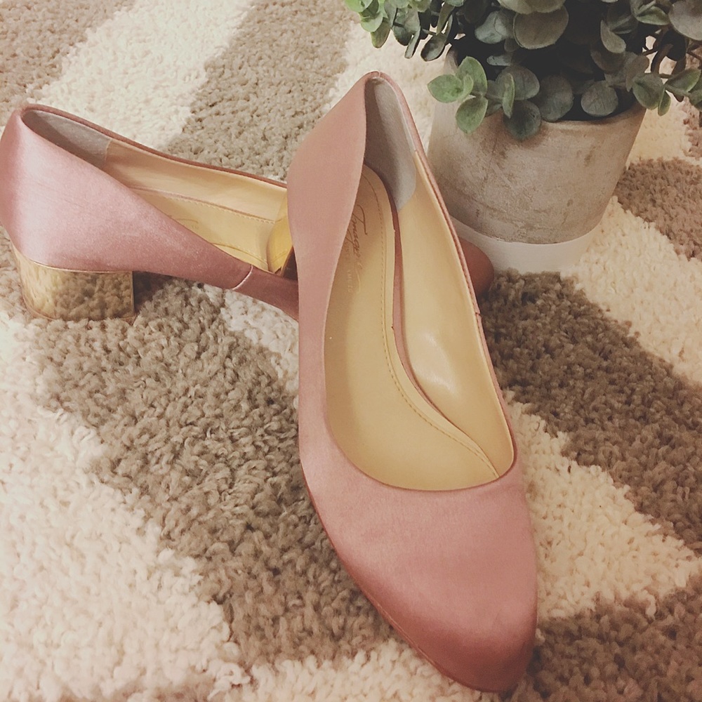 Vince Camuto pink block heels